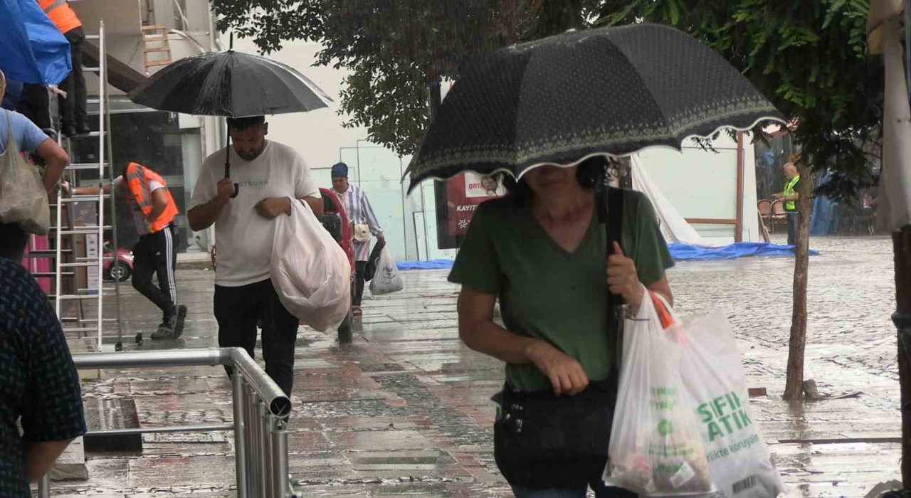 Edirnede kuraklığın ardından sağanak yağış etkili oldu
