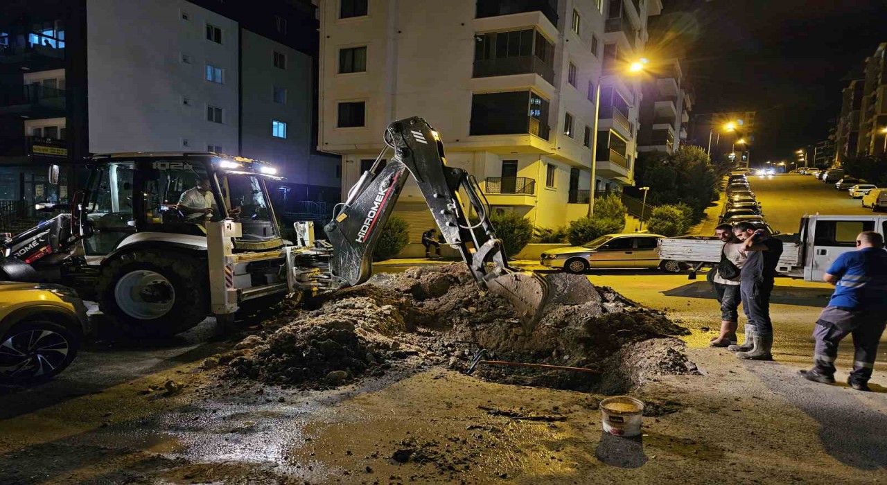 Edirnede su arızası çalışmasında doğalgaz hattı patladı: Facianın eşiğinden dönüldü