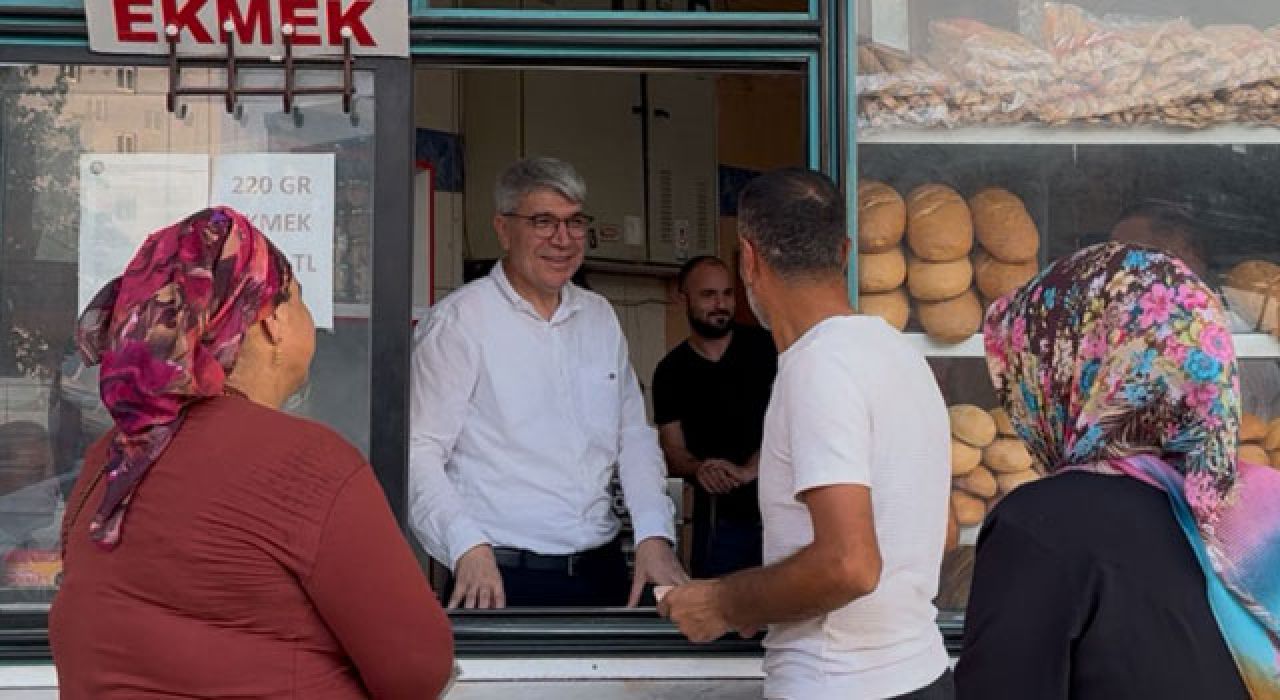 Ekmek Almaya Gelenlere “Gülsoy” Sürprizi