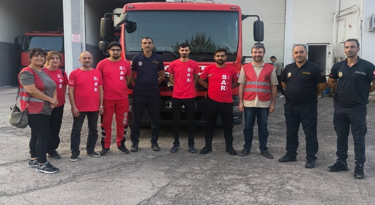 Elazığ belediyesi itfaiyesinden sar ekibine destek eğitimi
