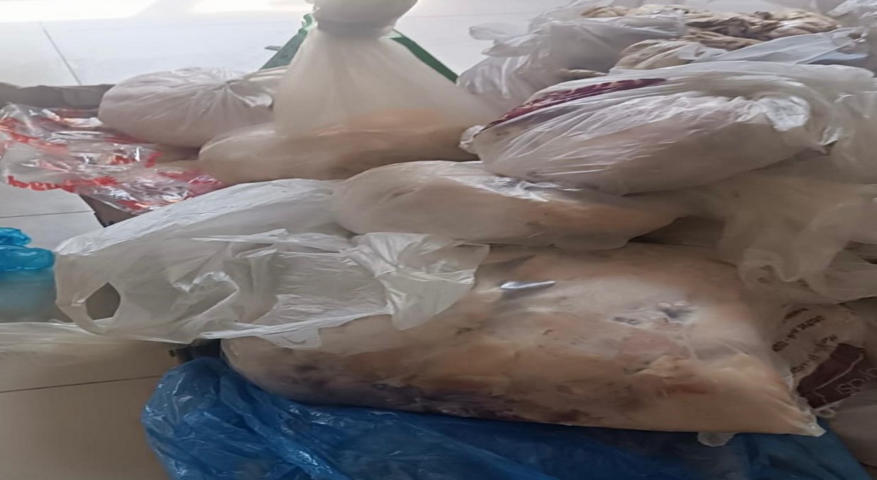 Elazığda 345 kilo küflenmiş tavuk ele geçirildi