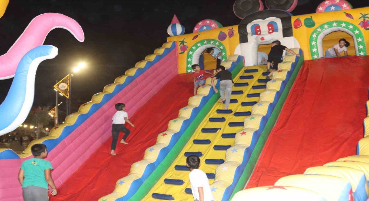 Elazığda çocuk şenlikleri başladı