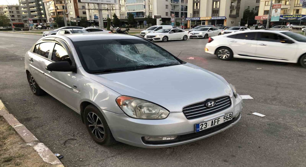 Elazığda trafik kazası: 4 yaralı