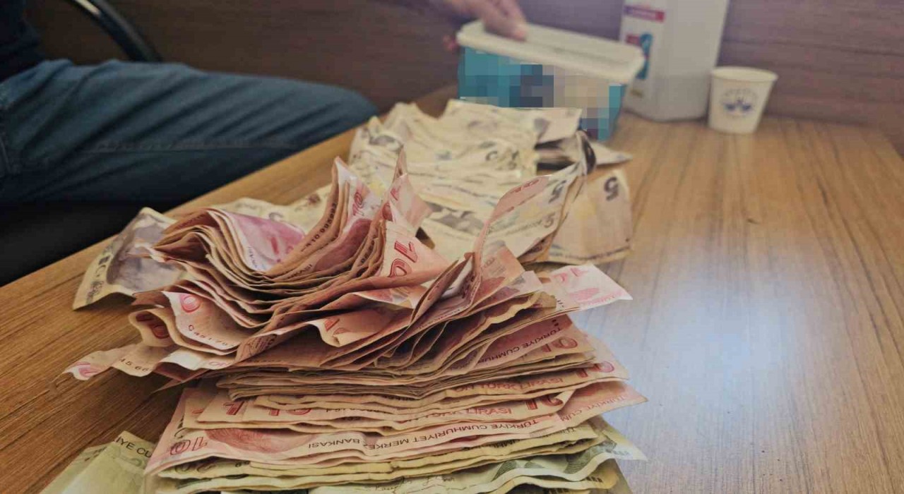 Elazığda zabıta ekiplerinden dilenci operasyonu