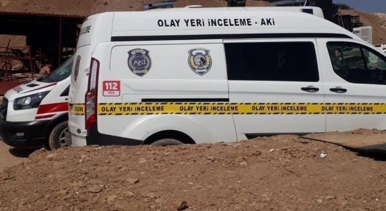 Elektrik akımına kapılan DESKİ personeli hayatını kaybetti