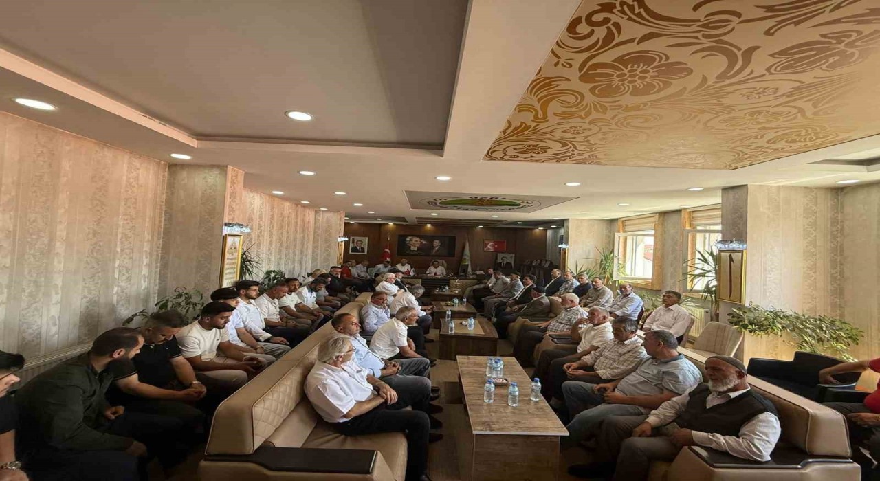 Eleşkirtte iki aile arasındaki husumet son buldu