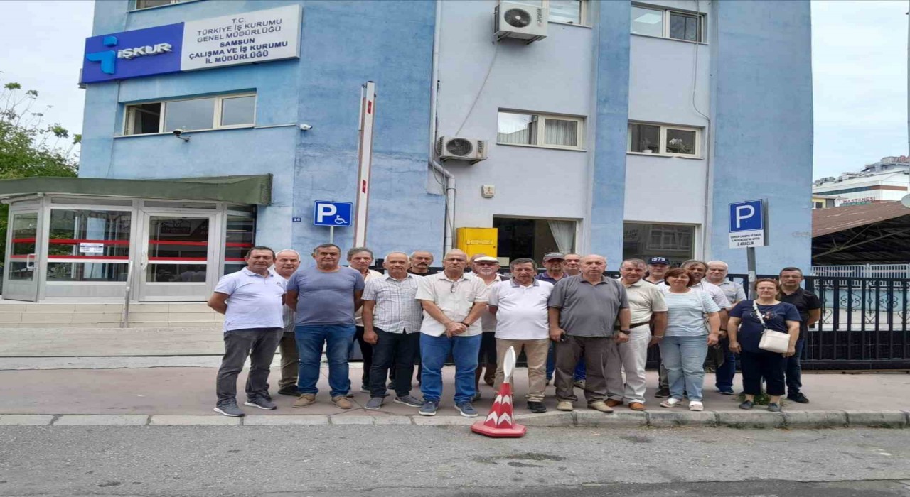 Emekli astsubaylar İŞKURa iş başvurusunda bulundu