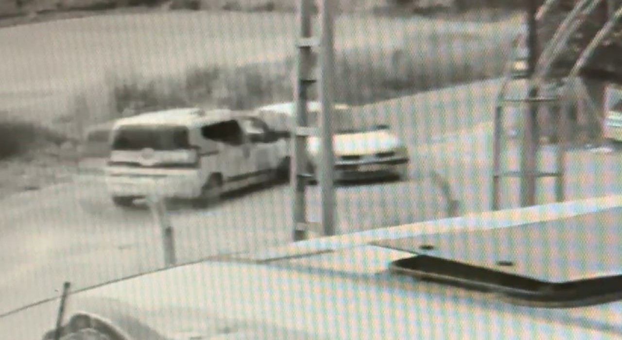 Erbaada feci kaza: 1 çocuk ağır yaralandı, hamile kadın bebeğini kaybetti