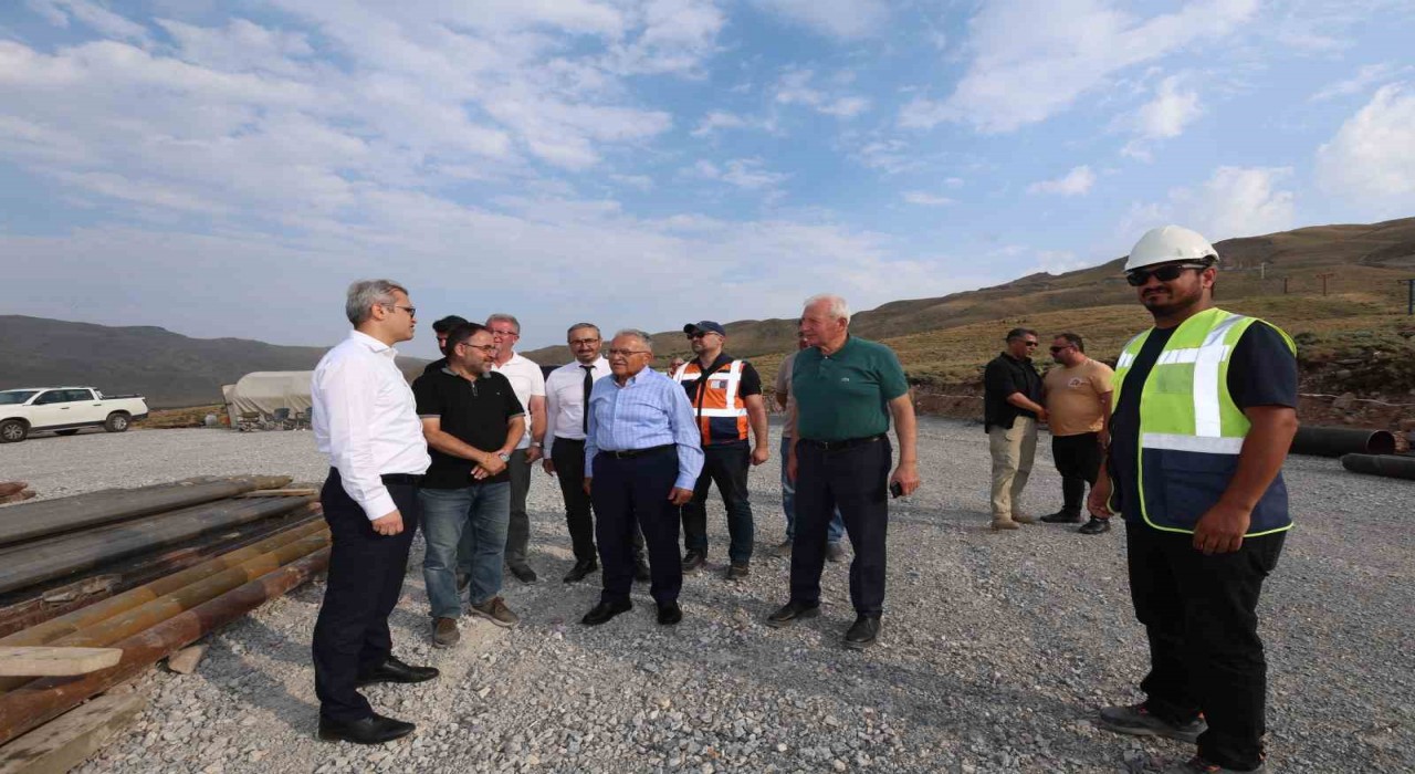 Erciyeste sıcak su sondaj çalışmaları aralıksız sürüyor