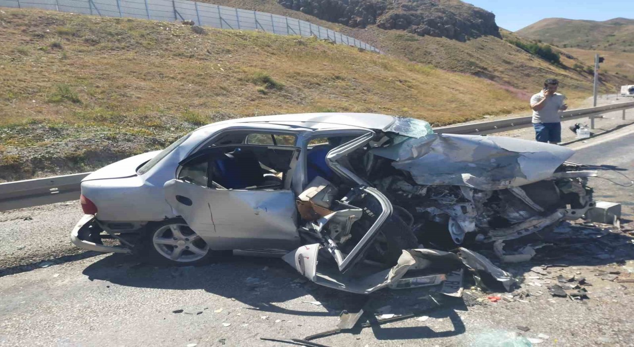 Erzincandaki trafik kazasında ölü sayısı 4e yükseldi