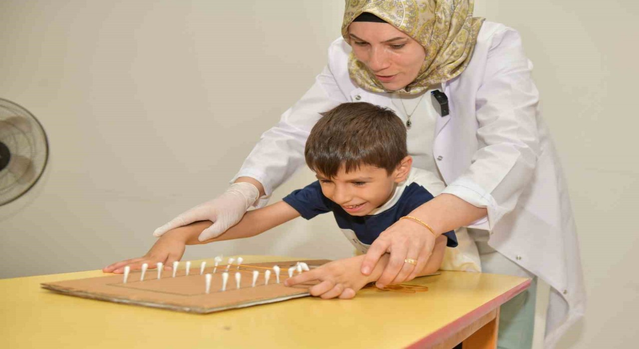 Esenyurt Belediyesi, özel gereksinimli çocuklar için hususi eğitim programı uyguluyor