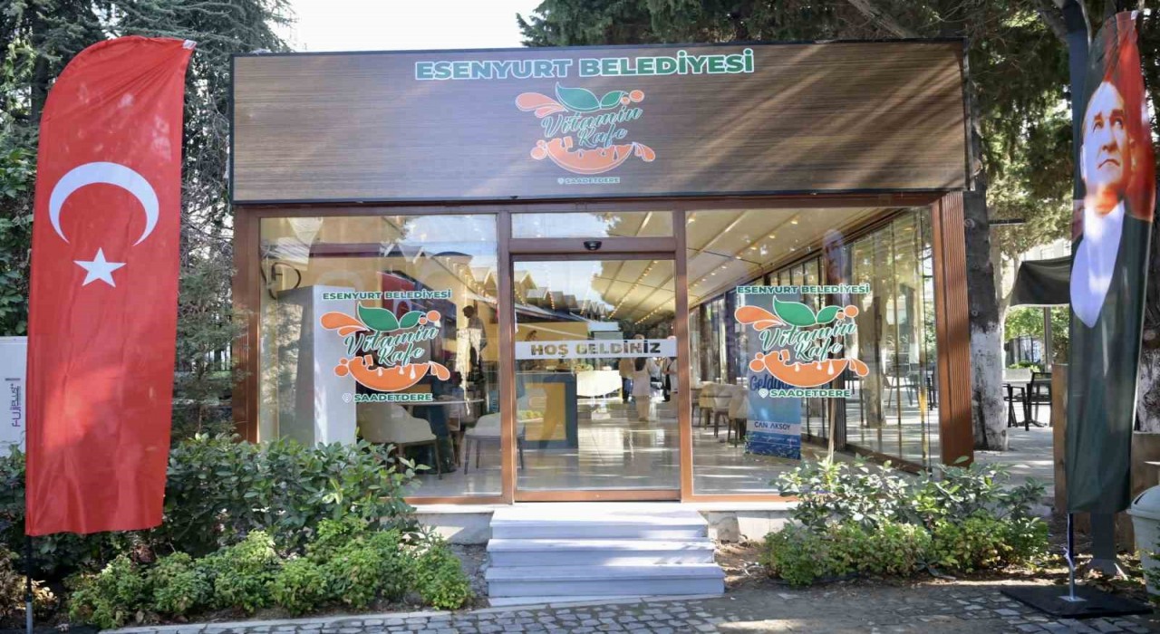 Esenyurtta Saadetdere Vitamin Kafe, ilk gününde gazileri ağırladı