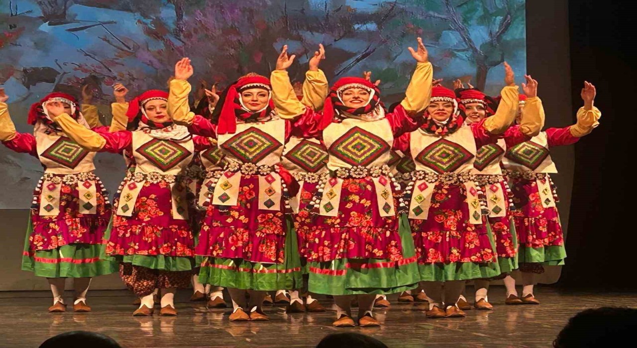 EÜ Devlet Türk Musikisi Konservatuarından Uca Dağlar Turnesi