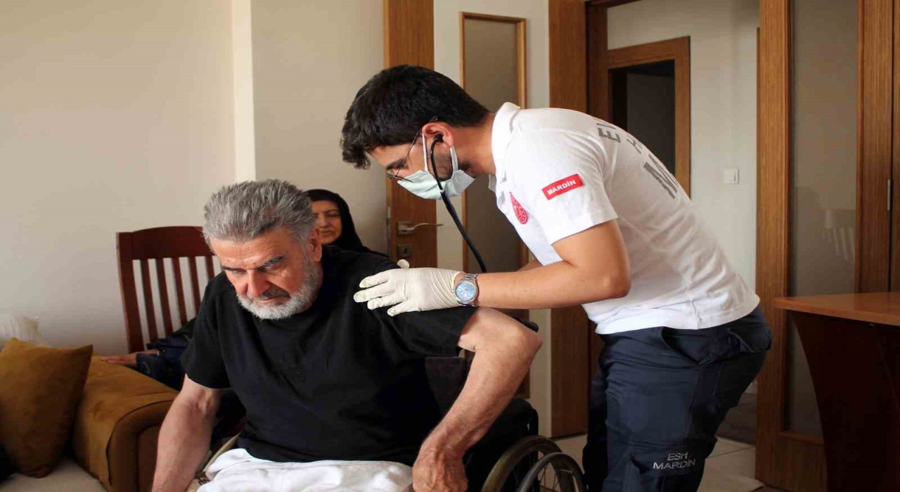 Evde sağlık hizmetleri hastalara umut oluyor