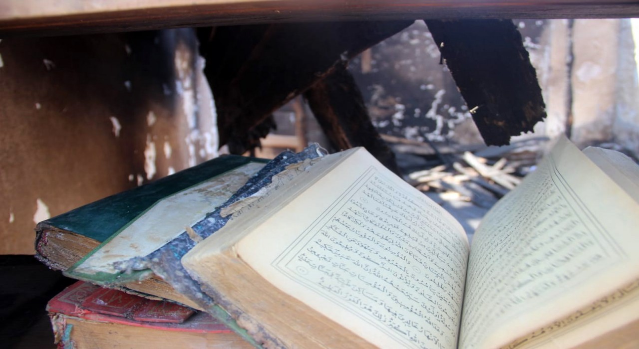 Evi yandı, çatısı çöktü, Kuran-ı Kerimler sapasağlam kaldı