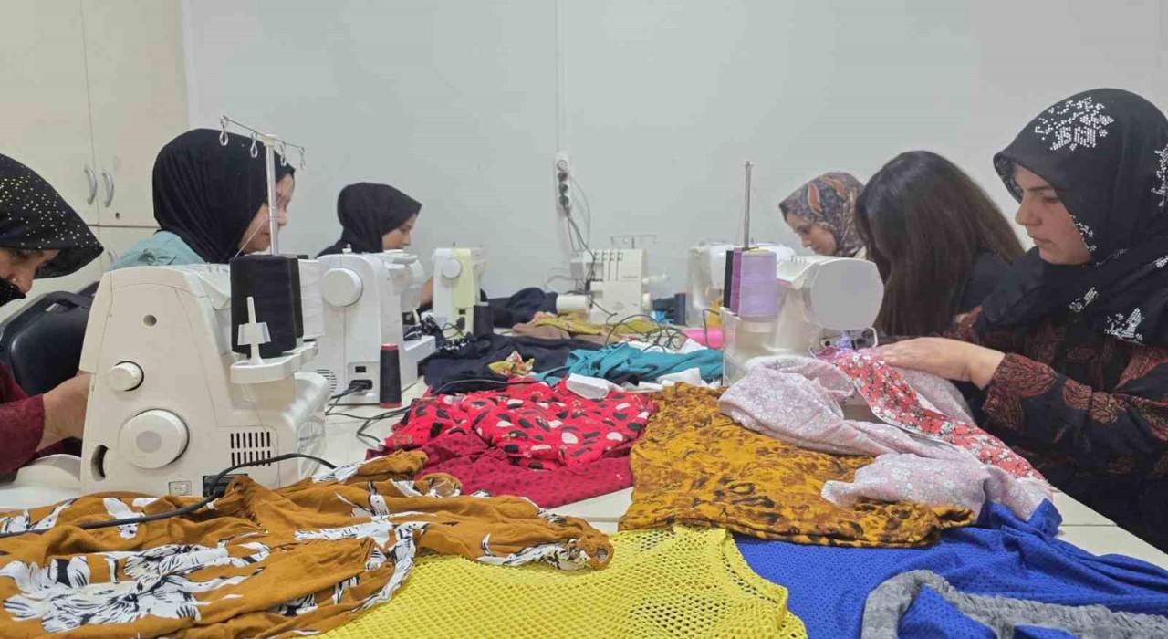 Eyyübiyede kadınlar üretiyor, öğreniyor, güçleniyor