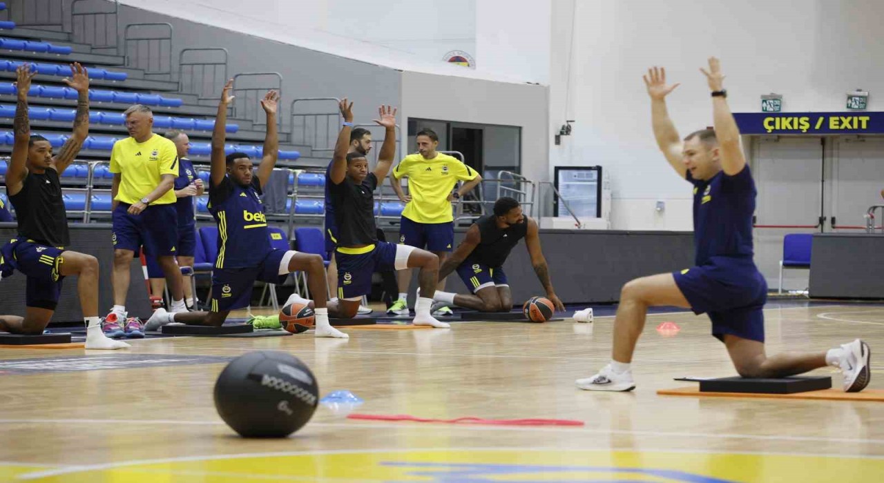 Fenerbahçe Erkek Basketbol takımı, yeni sezonun ilk antrenmanını yaptı