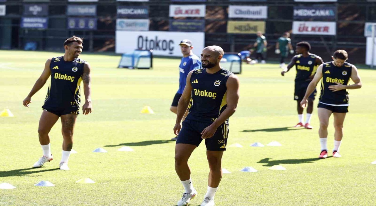 Fenerbahçe, Feyenoord maçının hazırlıklarını sürdürdü
