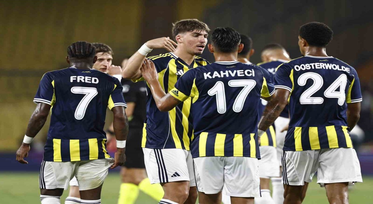 Fenerbahçe, UEFAya listesini bildirdi