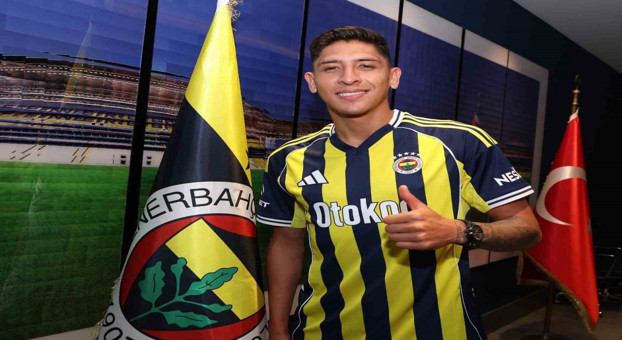 Fenerbahçenin ikinci Meksikalısı Edson Alvarez