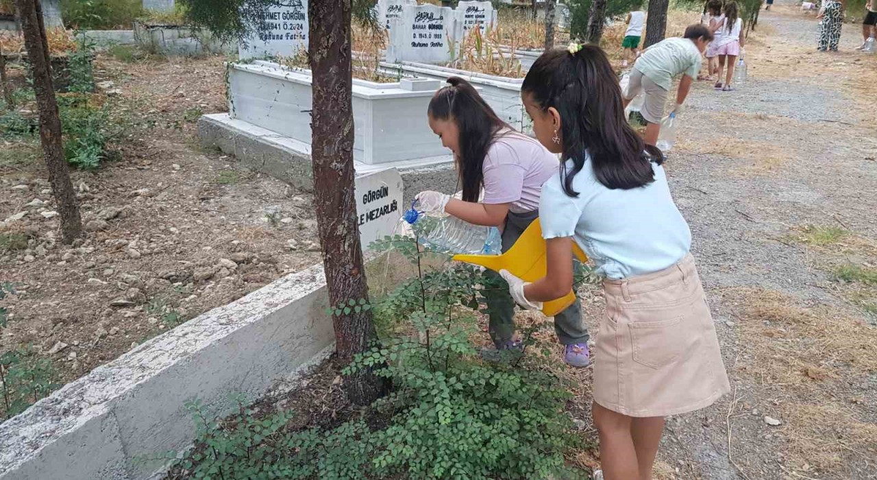 Fidanlara Alfa dokunuşu: Gönüllü çocuklardan anlamlı çalışma