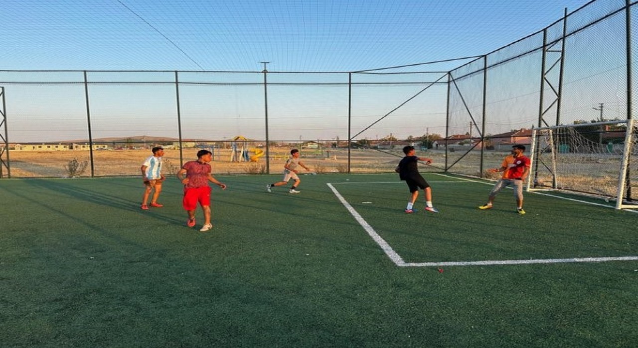 Futbol coşkusu Mahmudiyede hız kesmiyor