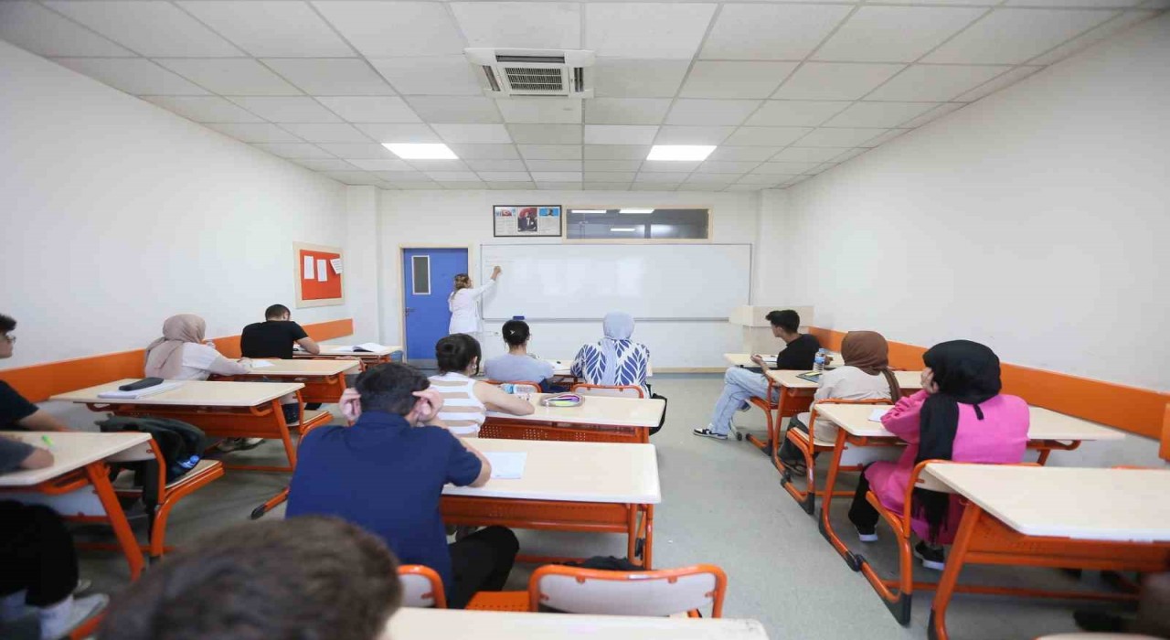 GASMEK, LGSde 153 öğrencisini başarılı liselere yerleştirdi