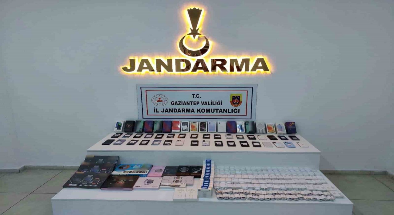 Gaziantepte 1,5 milyon TL değerinde kaçak malzeme ele geçirildi