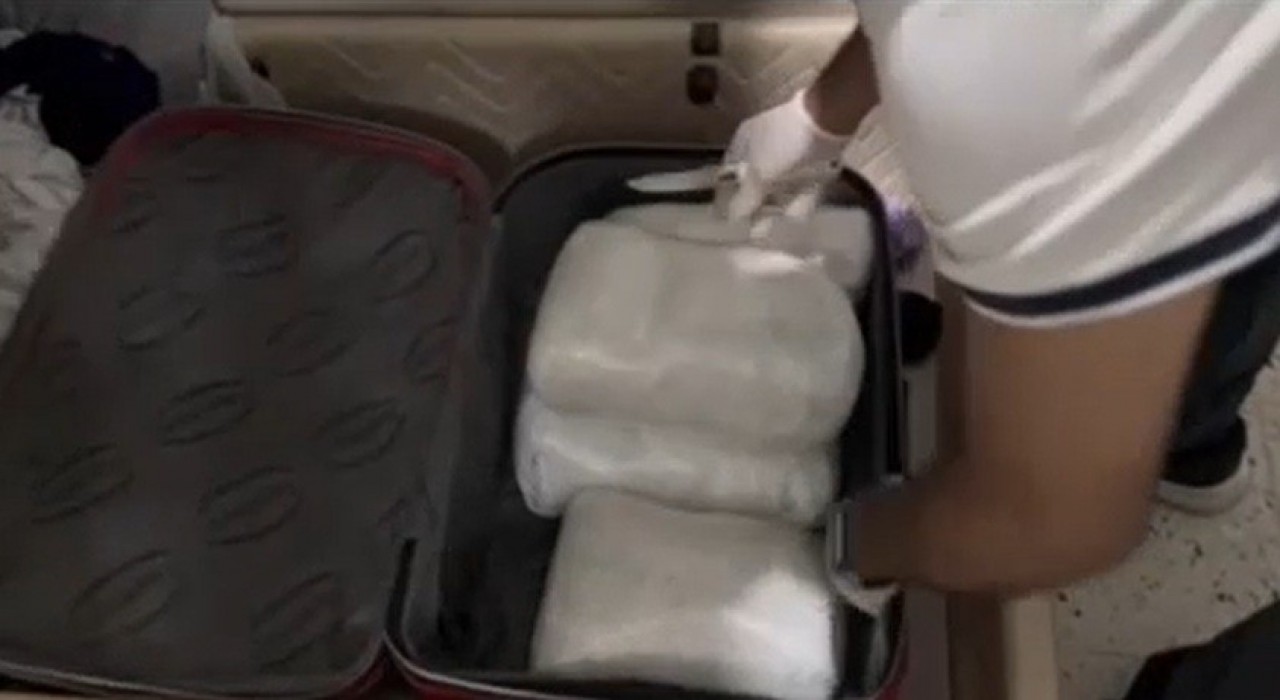 Gaziantepte bavullara zulalanmış 7 kilo uyuşturucu ele geçirildi