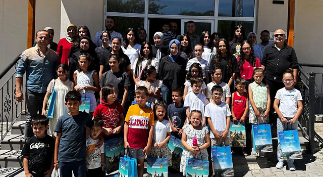 Genç KAMEK Kursiyerleri Mezuniyet Sevinci Yaşadı