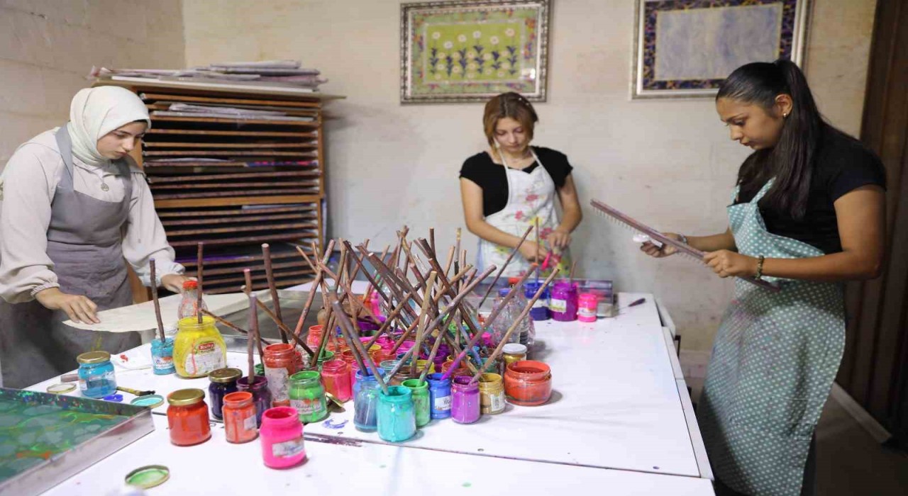 Gençler sanat dolu bir geleceğe hazırlanıyor