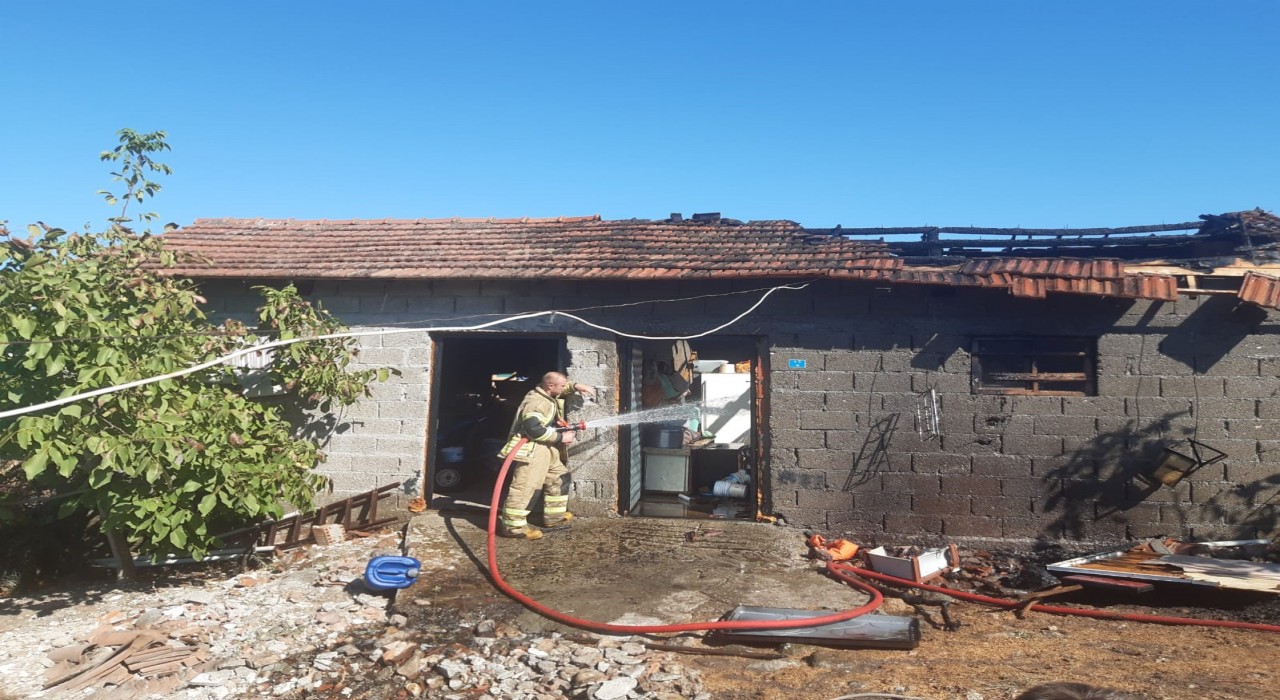 Gönende dam yangınına müdahale edildi