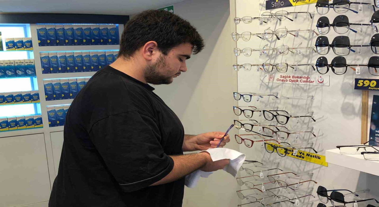 Güneş gözlüğü alırken Sağlık Bakanlığı onayına dikkat edilmeli