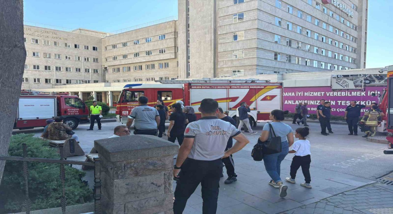Hacettepe Üniversitesi Hastanesinde yangın paniği