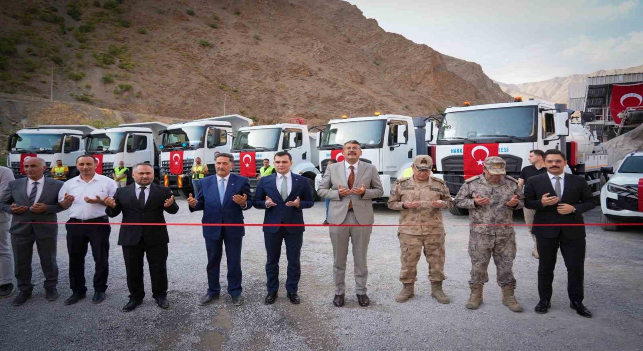 Hakkâriye 93 milyonluk araç takviyesi