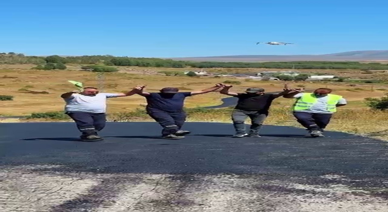 Halaylı çalışma sosyal medyada gündem oldu