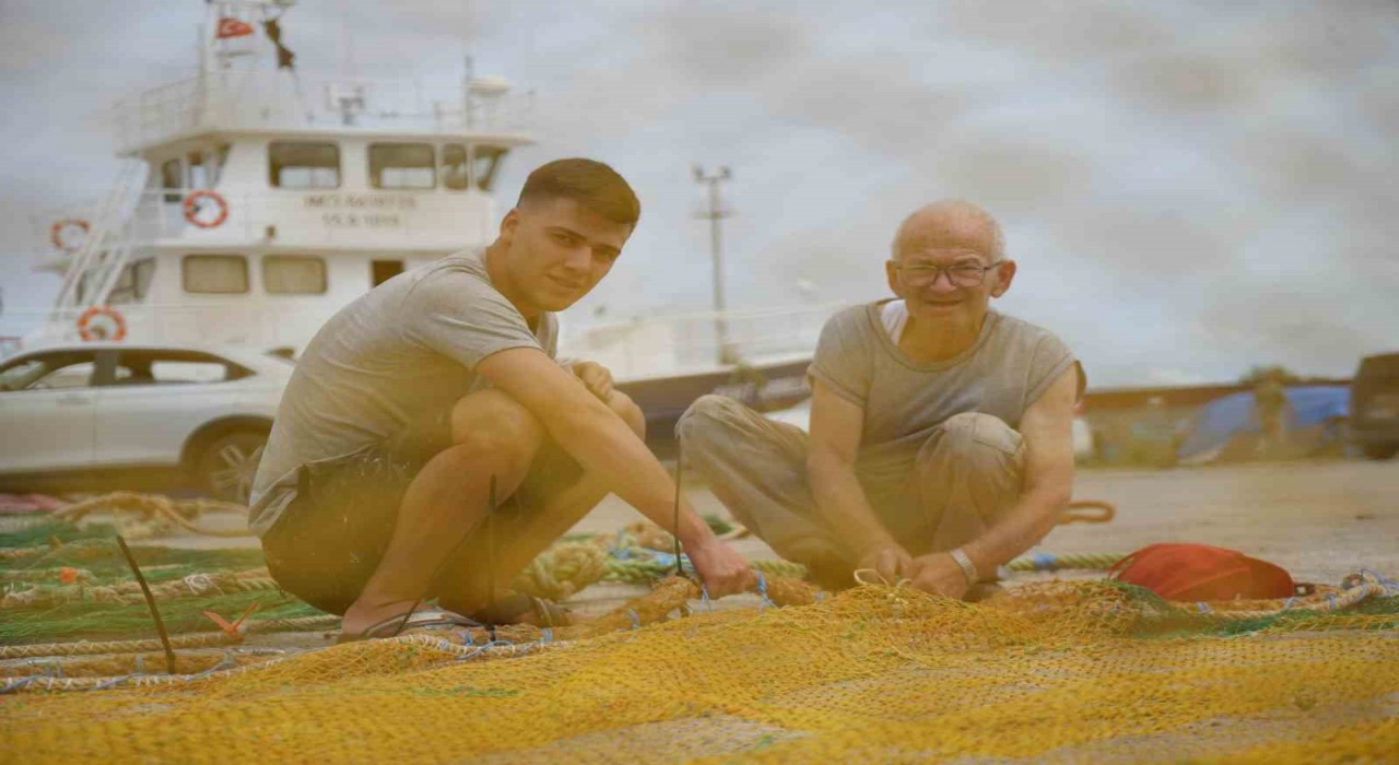 Hamsiye susayan Karadenizli balıkçılarda hazırlıklar tamamlanmak üzere