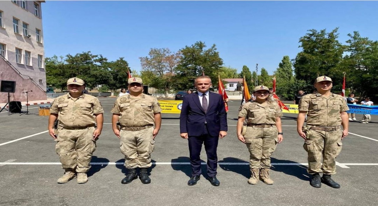 Hamurda 30 Ağustos Zafer Bayramı törenle kutlandı