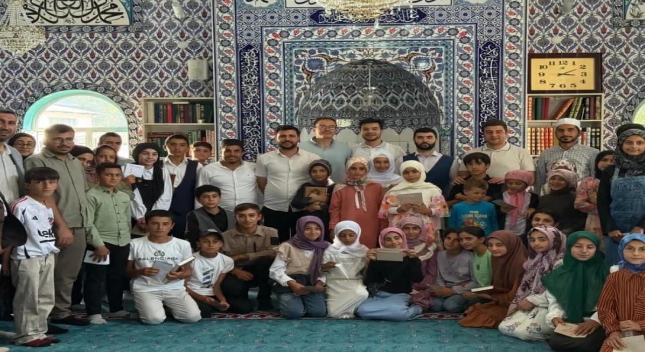 Hamurda yaz Kuran kursu öğrencileri yarışmada buluştu