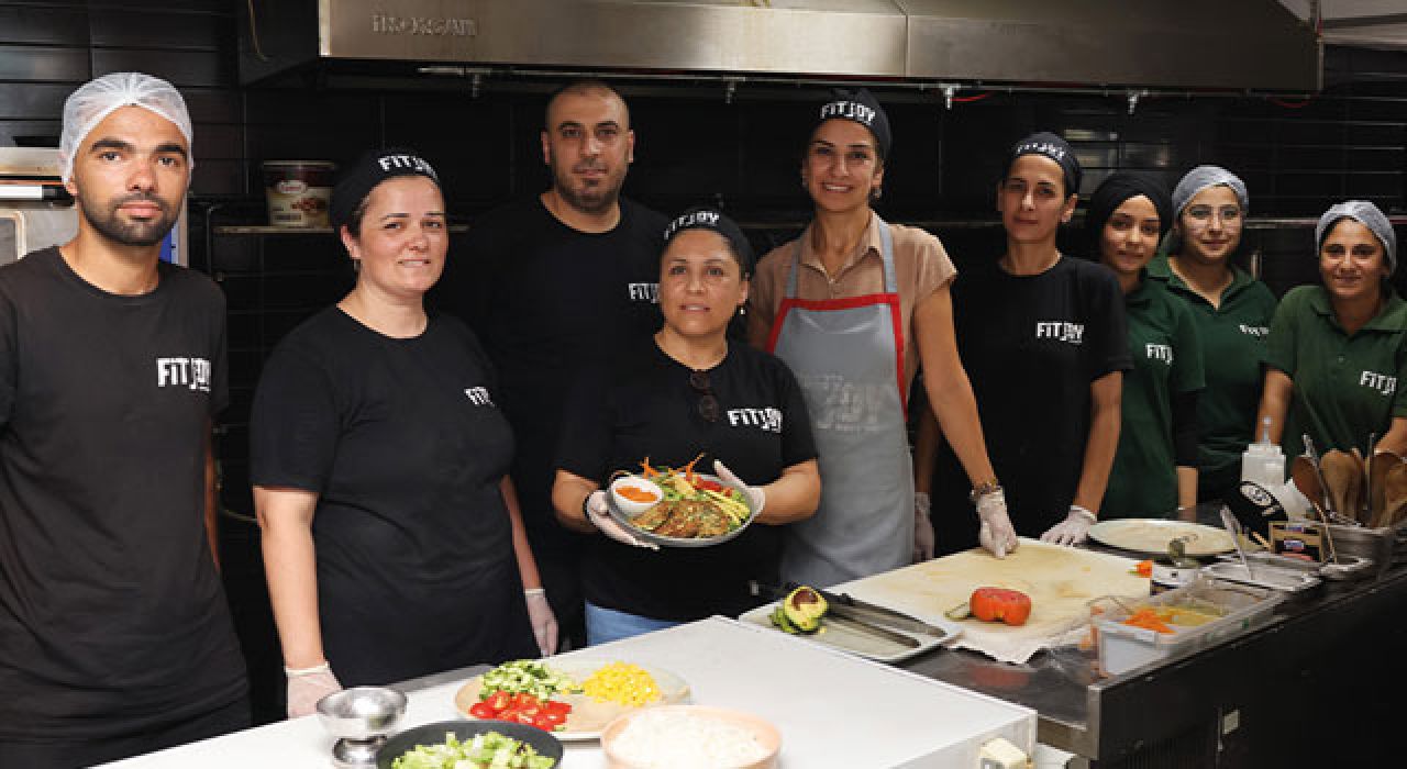 Hatay’da HAKİM Projesi ile Aşçı Yardımcısı Kursu Başladı