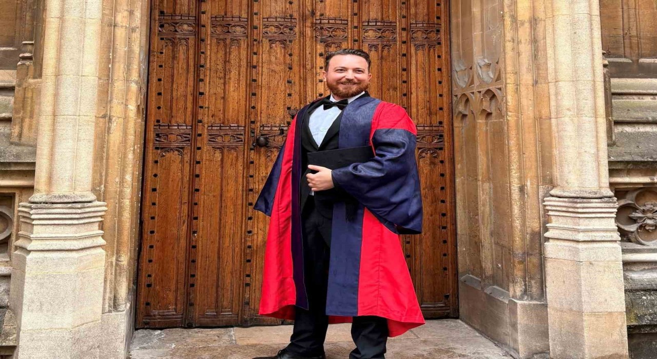 Hayallerini susturmadı, Oxfordda başardı