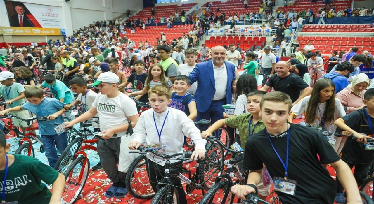 ‘Haydi Güle Oynaya Camiye Gel projesinde ödül heyecanı