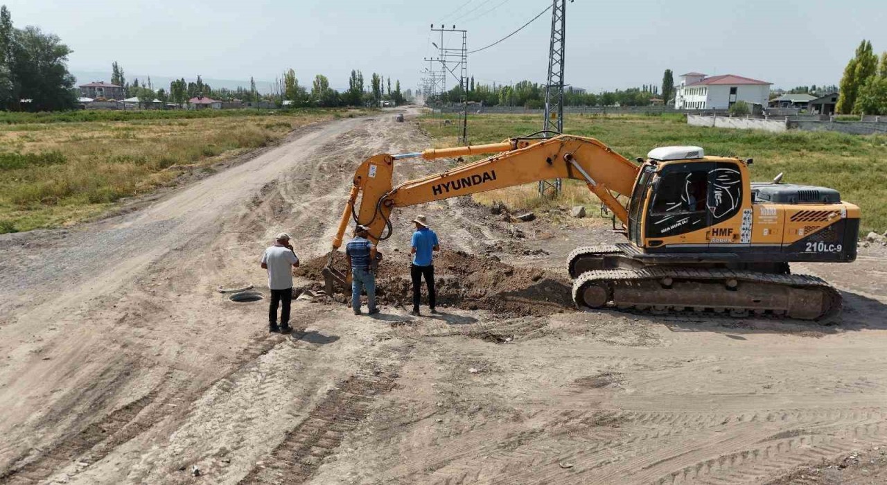 Iğdırda kanalizasyon altyapı çalışmaları devam ediyor