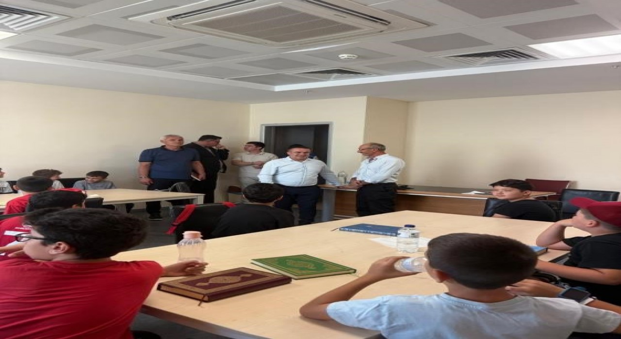 İl Müdürü Ramazan Demir, Bilecik Gençlik Merkezinde gençlerle bir araya geldi