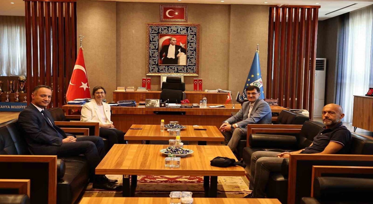 İLBANK Eskişehir Bölge Müdürü Emelden Belediye Başkanı Kahveciye ziyaret