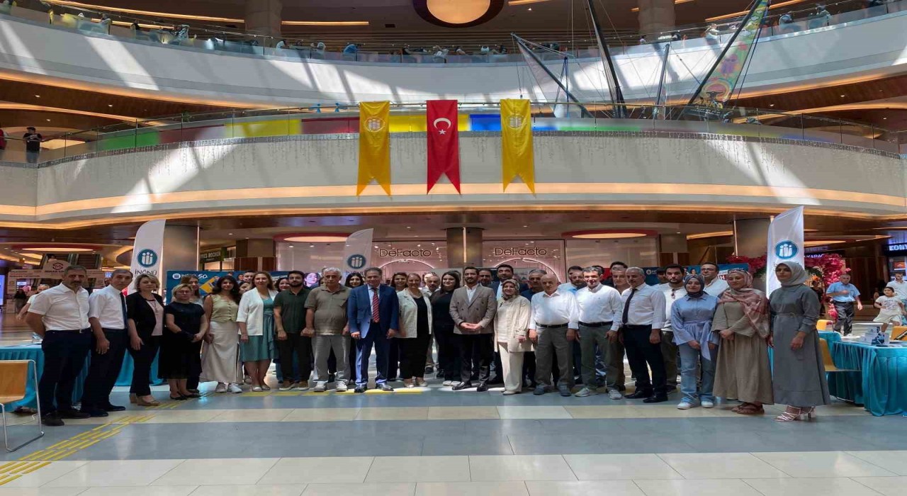 İnönü Üniversitesi tercih ve tanıtım günleri MalatyaPark AVMde başladı