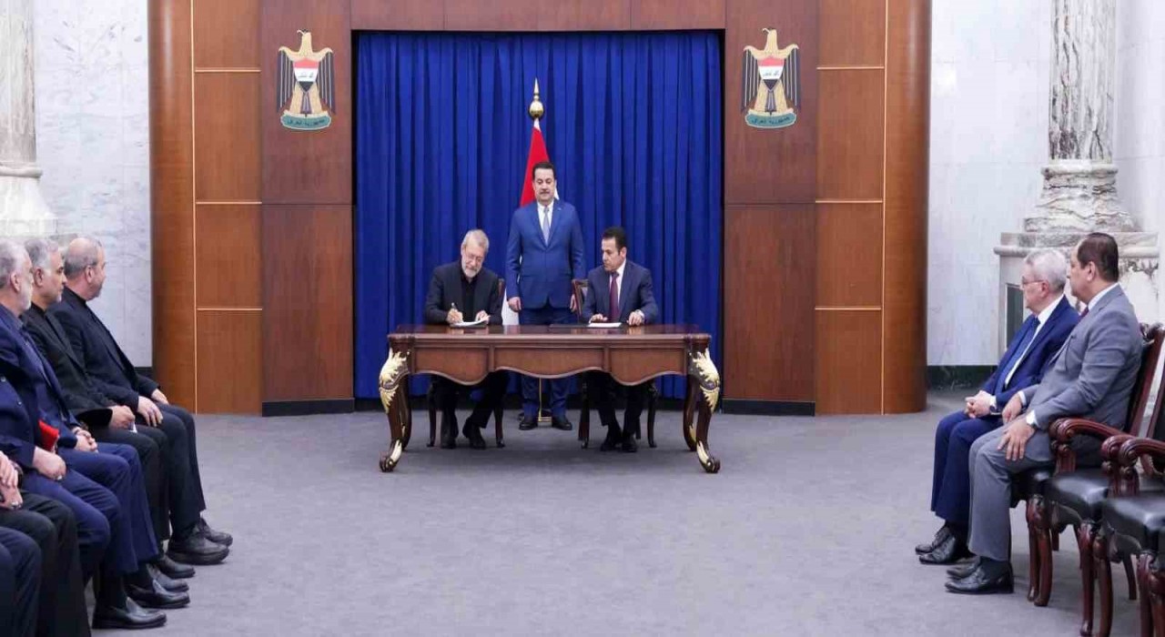 Irak Başbakanı Sudani, Hamaneyin Danışmanı Laricaniyi kabul etti