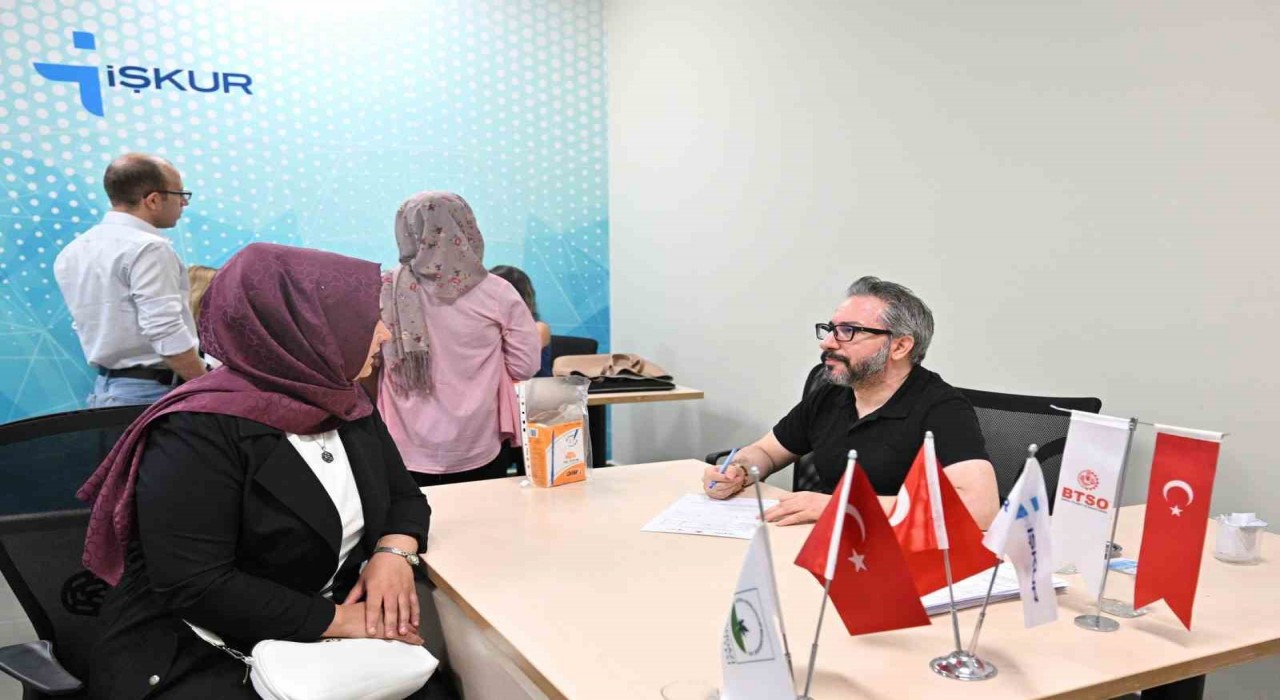 İş arayanlar ile işverenler BTSO İstihdam Merkezinde buluşuyor