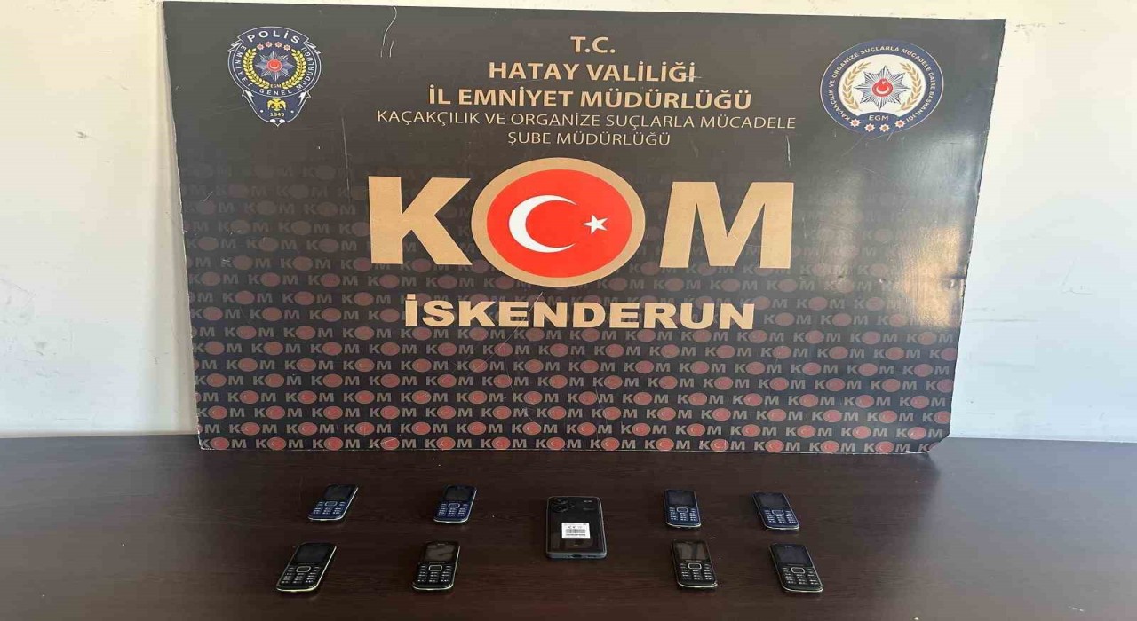 İskenderunda iş yerinde kaçak cep telefonu ele geçirildi