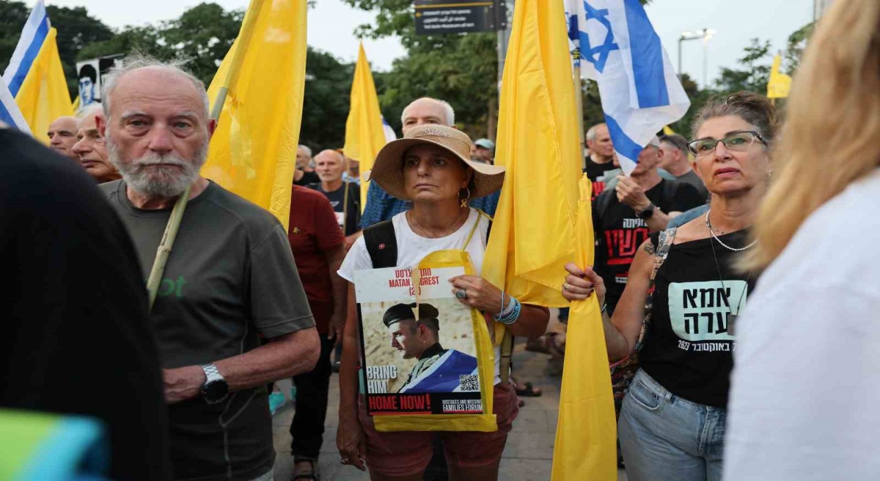 İsrailli emekli ve yedek savaş uçağı pilotları Gazzenin işgaline yönelik planı protesto etti